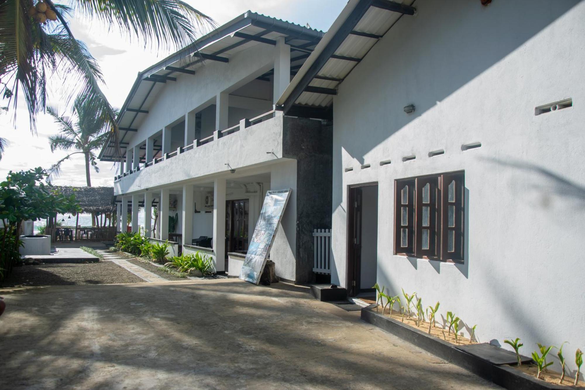 Bed and Breakfast Sailors' Bay Hikkaduwa Exterior foto