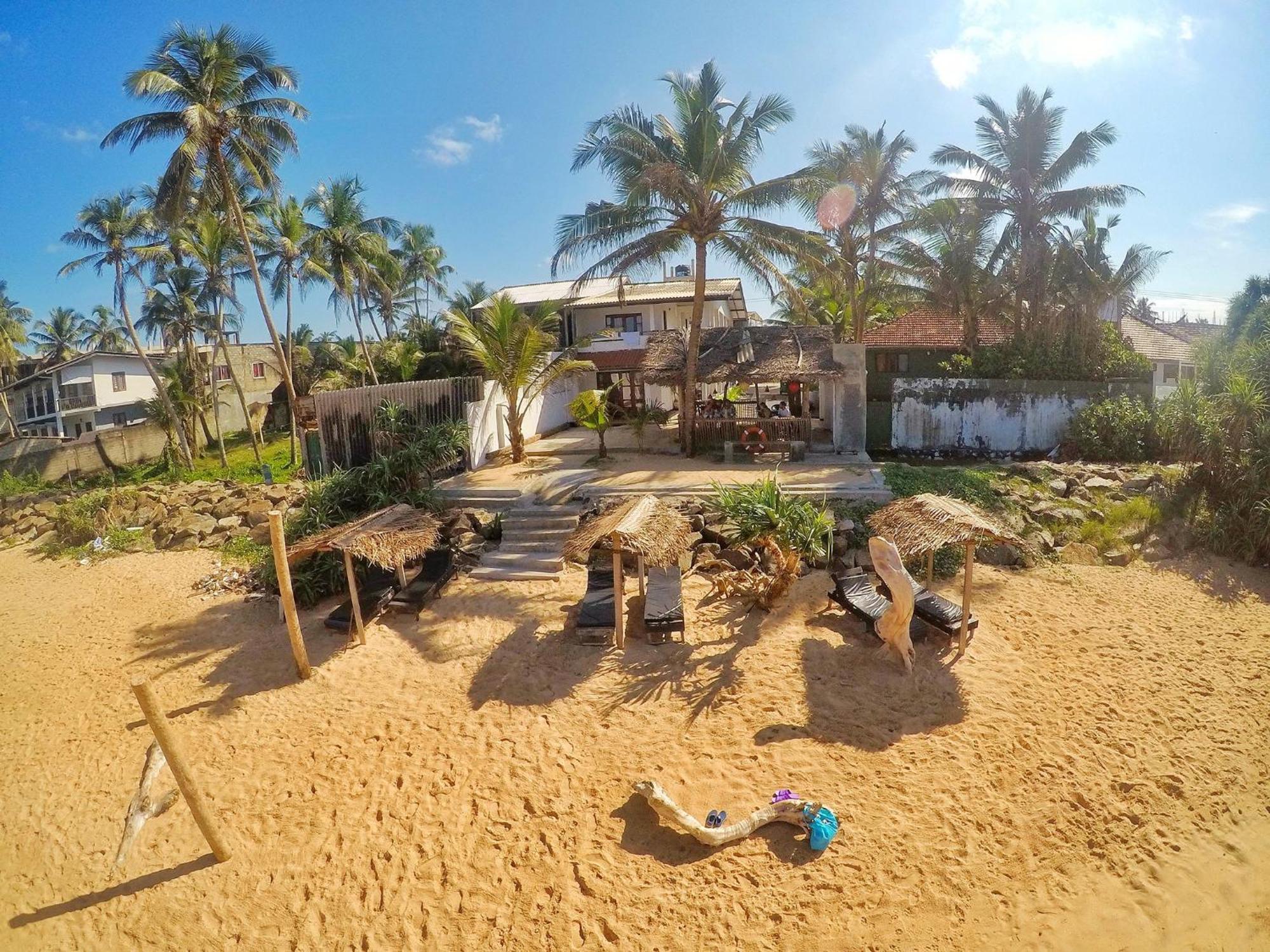 Bed and Breakfast Sailors' Bay Hikkaduwa Exterior foto