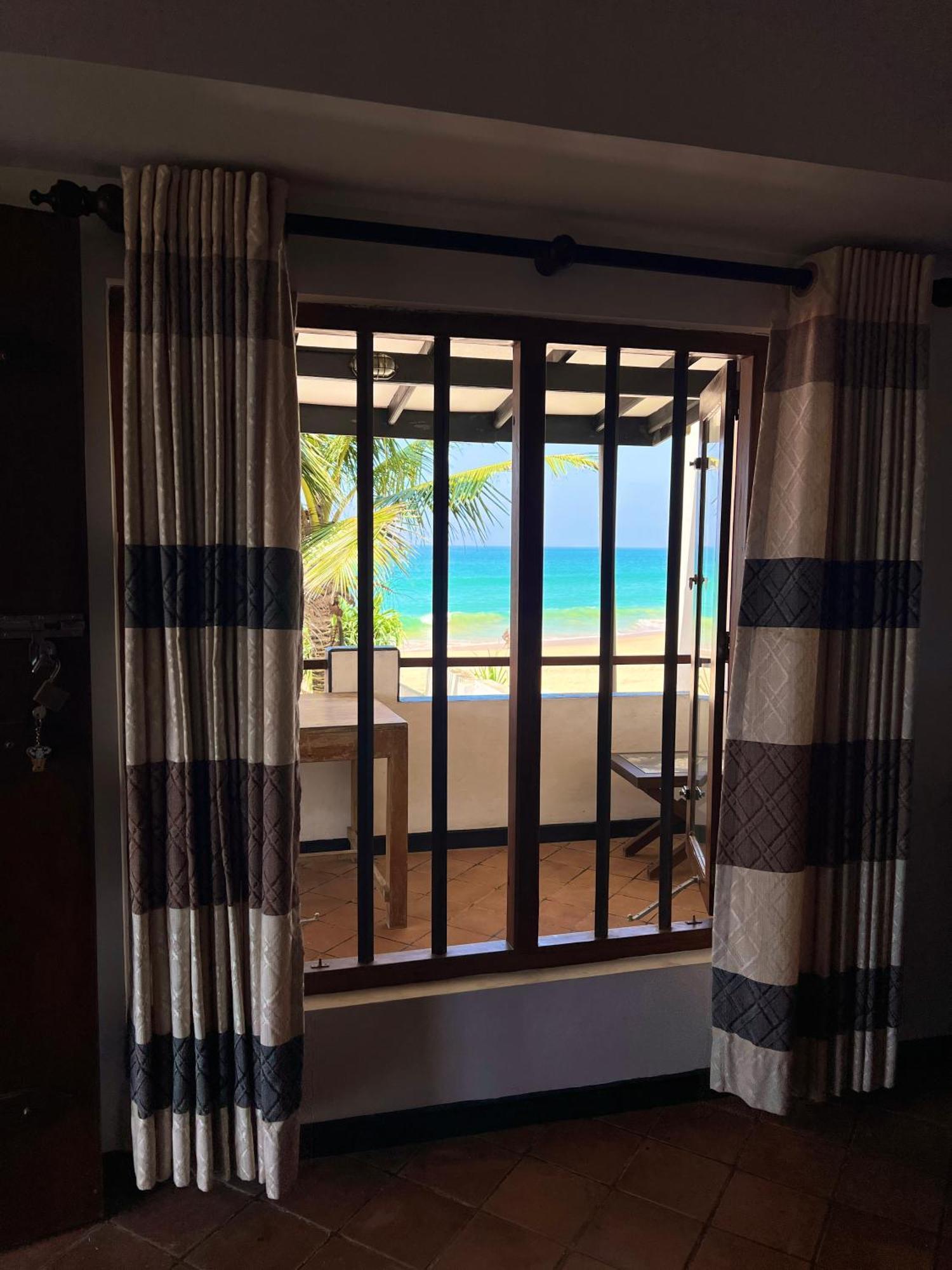 Bed and Breakfast Sailors' Bay Hikkaduwa Exterior foto
