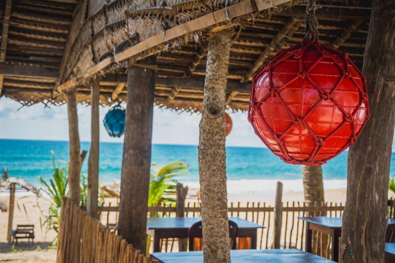 Bed and Breakfast Sailors' Bay Hikkaduwa Exterior foto
